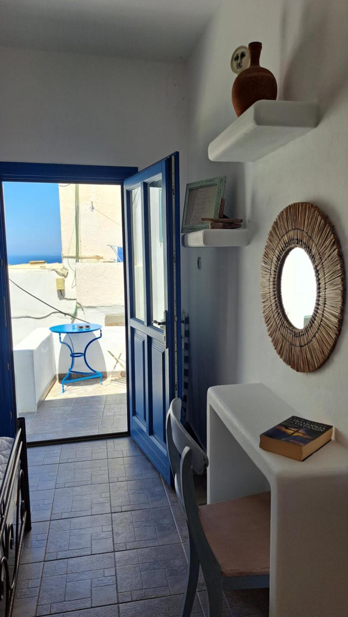 Margarita'S Rooms Folegandros Town Quarto foto